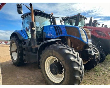 New Holland - Used Farm Tractor | 2021 T8.380