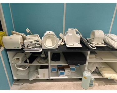 Siemens - Essenza 1.5T [MRI Scanner] [EX4519]