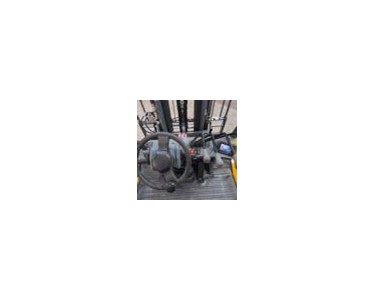 United - R-Series All Terrain Forklift | 2.5-3.5 Tonne