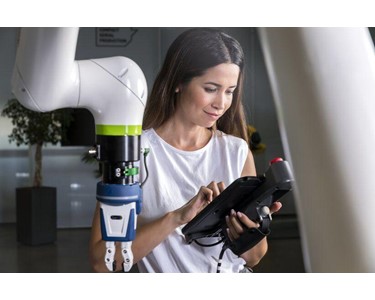 Fanuc - FANUC CRX5iA collaborative Robot