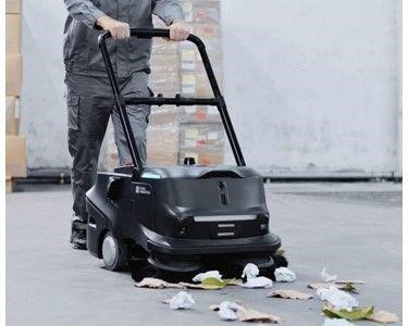 PUDU MT1 AI Powered Robotic Sweeper