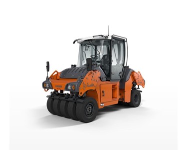 Hamm - Pneumatic-tyre Roller HP 100i