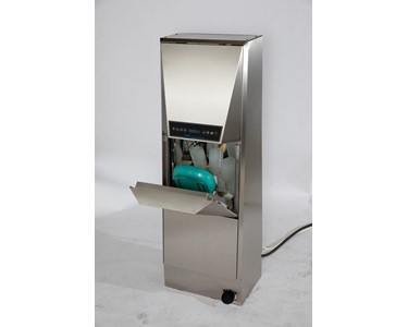 KEN - Bedpan Washer Disinfector | KEN736