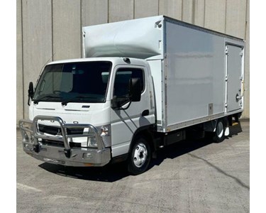 Fuso - Used Pantech Truck | 2013 Canter 615 