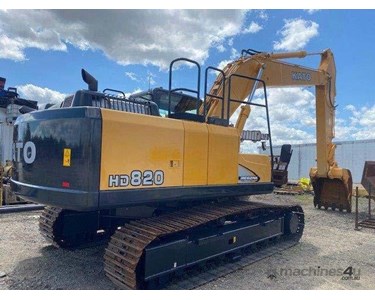 Kato - Used Excavator | 2020 HD820-7