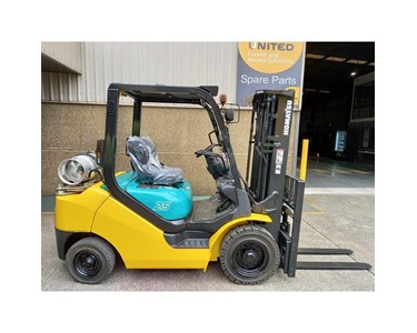 Komatsu - Used 2.5T LPG Forklift
