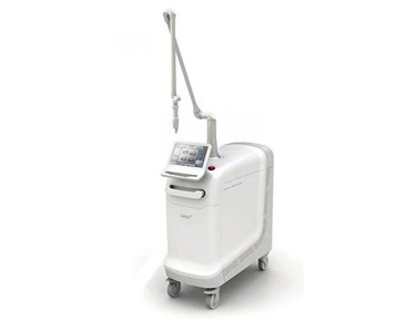 Dana - Laser Tattoo Removal Machine | Magnum