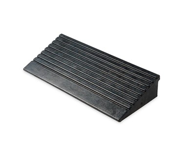 Kerb Ramp Rubber Black - 100mm High | BKR-100