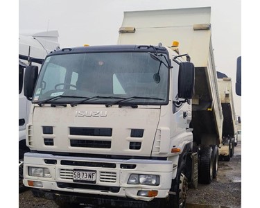 Isuzu - Used Tipper Truck | 2017 ISUZU GIGA CXY 455 