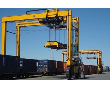 Rubber Tyred Gantry Crane | Isoloader 