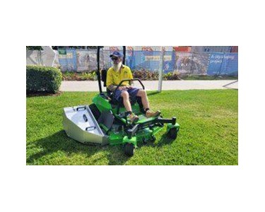 Conquest - Electric Zero Turn Ride-On Mower | SDM48