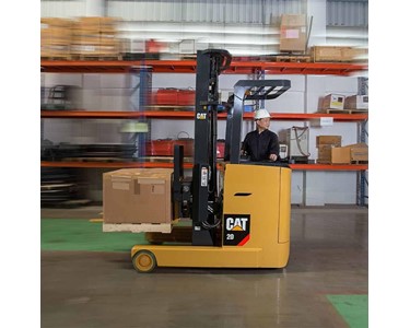 Cat - Stand-on Reach Trucks | 1.0-3.0T