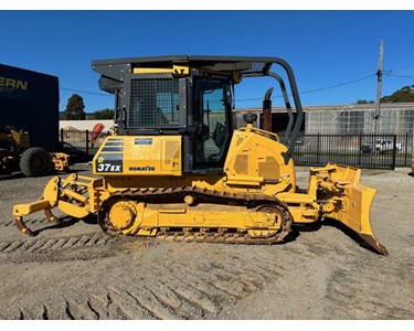 Komatsu - Used Dozer 2018 D37EX-24