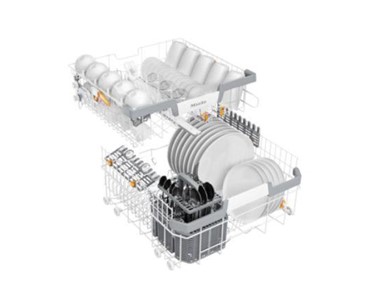 Miele Professional - Commercial Freestanding Dishwasher | PFD 101