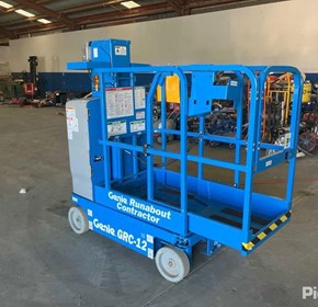 GCR12 Scissor Lift - In Excellent Condition - 52 Hrs on the Clock