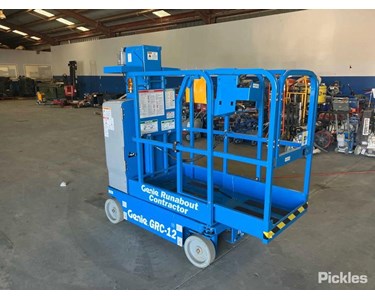 Genie - GCR12 Scissor Lift - In Excellent Condition - 52 Hrs on the Clock
