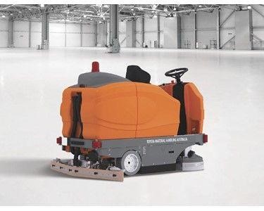 TMHA - Ride on Scrubber Dryer I 38 UC | Floor Cleaner