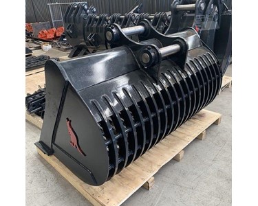 Roo Attachments - 20t Excavator Skeleton Bucket 1800mm 70*140 Demo