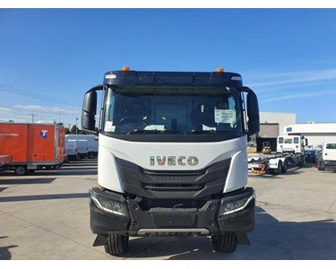 Iveco - Cab Chassis Truck | T-Way AD 8x4 TWAY AD 8x4 