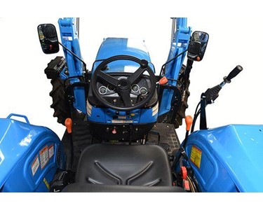 Landini - Utility Tractor 60HP | Discovery 60 4WD ROPS 