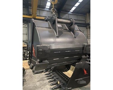 Roo Attachments - Rock Buckets Attachments | 18-23TON 1200MM WIDE