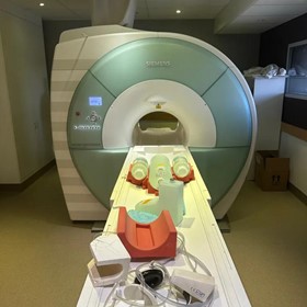 Essenza 1.5T [MRI] [EX4483]