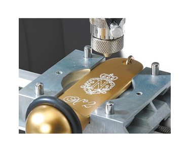 Gravotech - Rotary Engraving Machine | M40