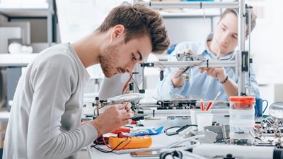 STEM courses would be hardest hit by proposed university cuts