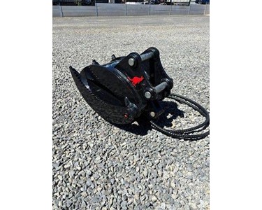 Roo Attachments - Claw Grapples | SK 2T Hydraulic Grab