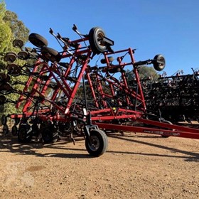 Used Tillage Equipment | 2002 PTX600 Chisel Plow