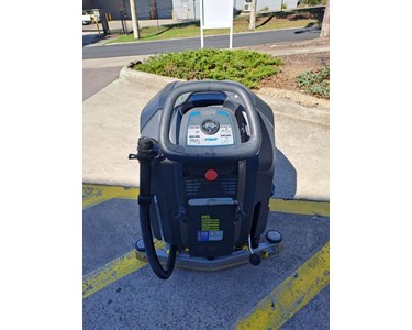 Conquest - Conquest HDS75 Walk Behind Floor Scrubber Fully Refurbished