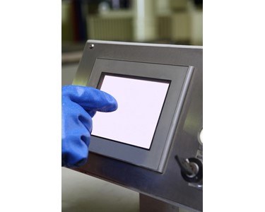 PCAP Multi-Touch Sensors with and without Glass Cover Lens