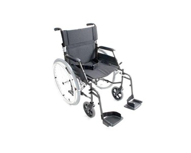 Self Propelling Manual Wheelchair Lightweight Neos 203BL