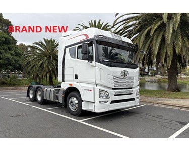 JH6 6x4 Prime Mover