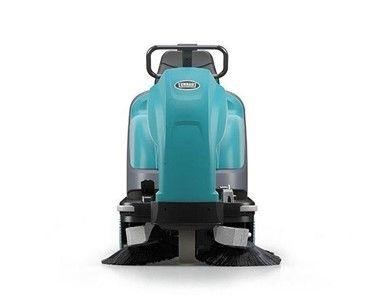 Tennant - Compact Battery Ride-On Sweeper | S680 