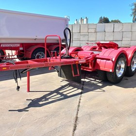 8.1 Metre Tri Axle Air Bag Dolly Trailer