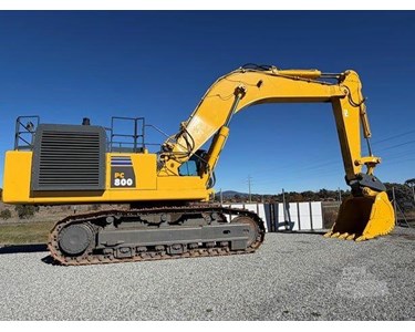 Komatsu - Used Large Excavator 2011 PC800-8