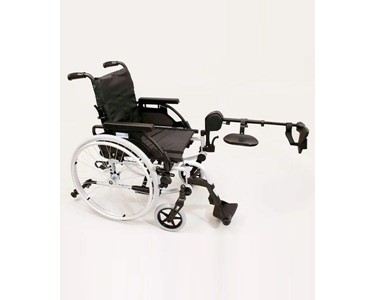 Sunrise Medical - Self Propelled Wheelchair | Breezy BasiX 2