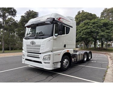 JH6 6x4 Prime Mover