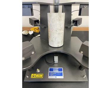 Hylec Controls - Concrete Test Cylinder Measuring Station