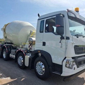 Asphalt / Concrete Truck | 2025 SITRAK T5G 330 