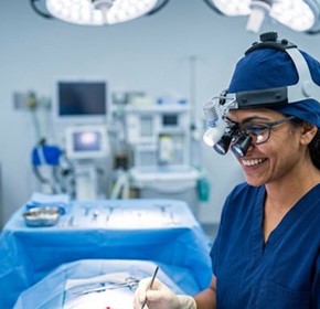 Surgical Headlight and Loupe Prices in Australia: 2026 Cost Guide for Clinics