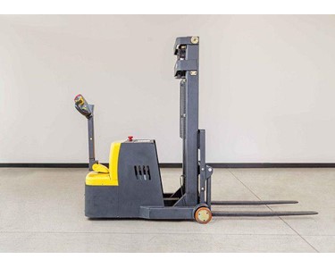 Liftsmart - Counterbalance Stacker 800kg | CB08-i 