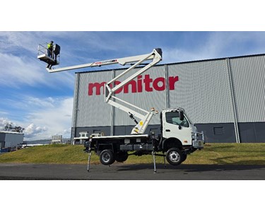 GSR - GSR E209PX Truck Mounted Lift