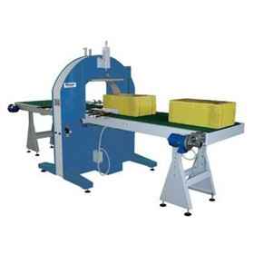 Semi-Automatic Horizontal Wrapping Machine | AT S