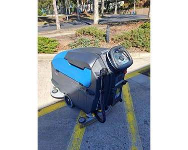 Conquest - Conquest HDS75 Walk Behind Floor Scrubber Fully Refurbished