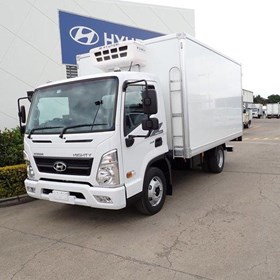 EX6 SWB Freezer Truck 2025