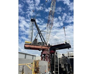 Favelle Favco - Pre Owned Tower Crane | M220D & M120D