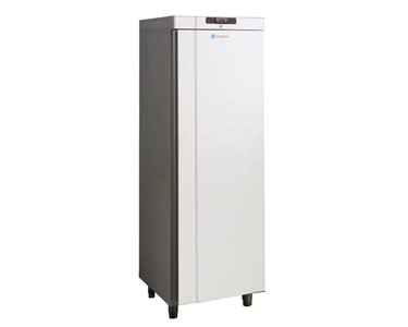 ICS Pacific - Solid Door Vaccine Chiller/Fridge | Pharma 3000SD