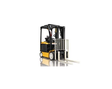 Yale - Electric Four-Wheel Forklift Truck ERC045-070VG